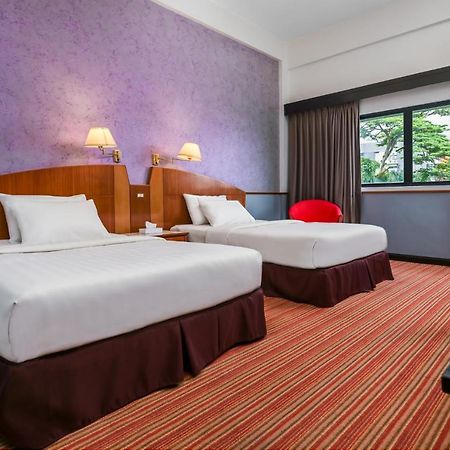 Merrida Hotel Klang Eksteriør billede