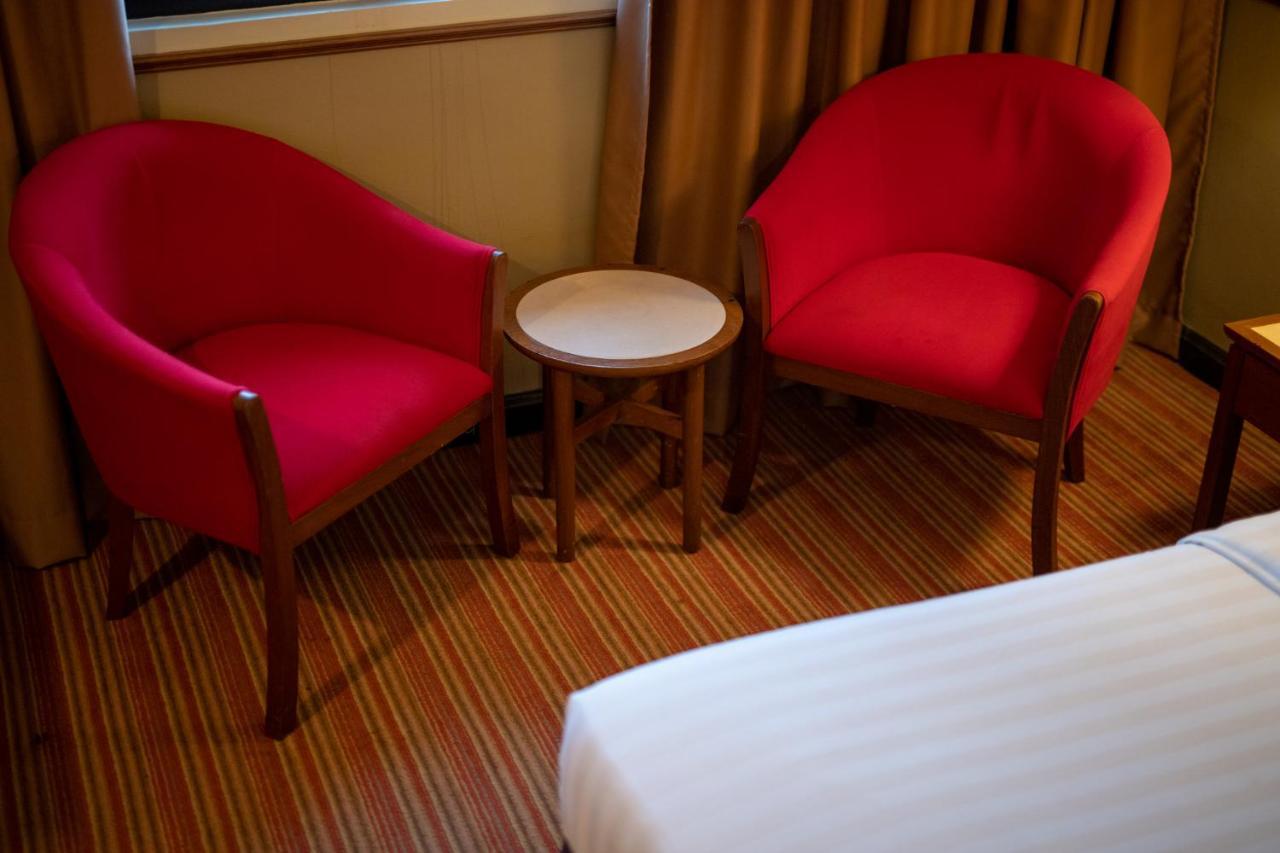 Merrida Hotel Klang Eksteriør billede